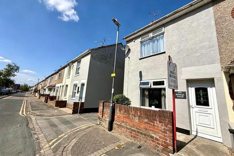 2 bedroom end of terrace house for sale, Gorse Hill, Swindon SN2