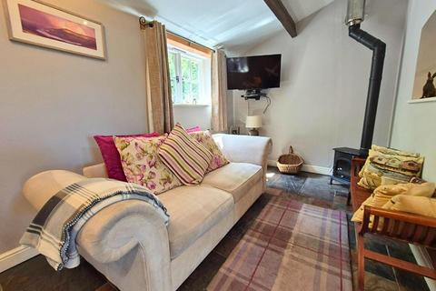 2 bedroom detached house for sale, High Street, Pembridge, Leominster, Herefordshire, HR6 9DS