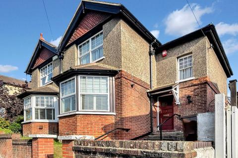 3 bedroom semi-detached house for sale, Station Road, Whyteleafe, CR3 0EP