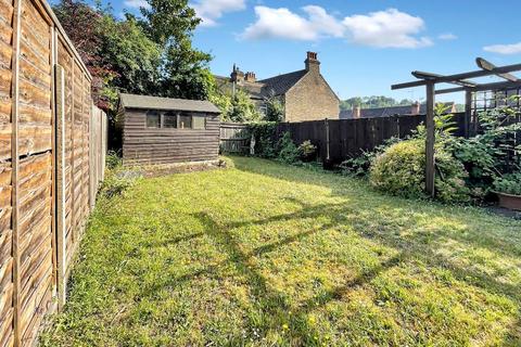 3 bedroom semi-detached house for sale, Station Road, Whyteleafe, CR3 0EP