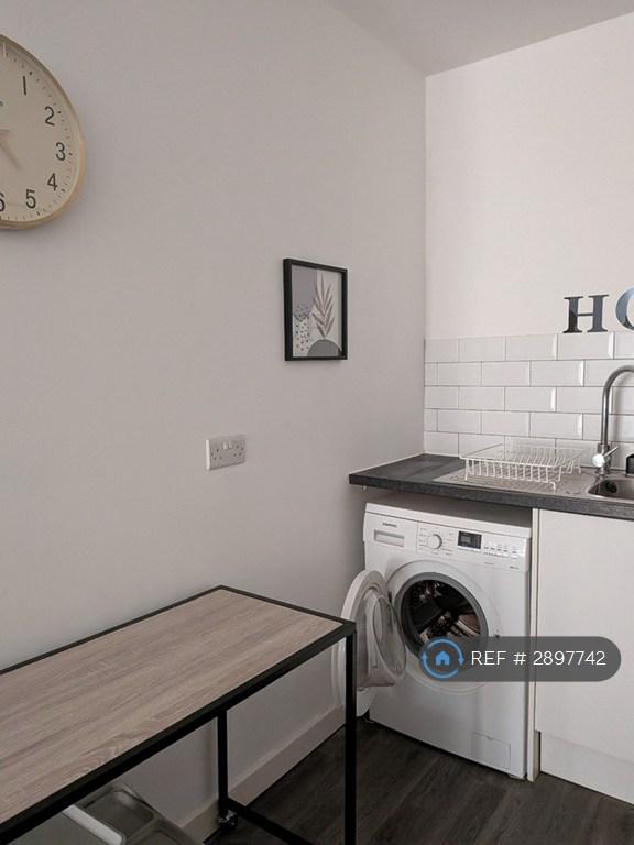 Apartment in Southampton, Bedford Place, The Polygon - View 3