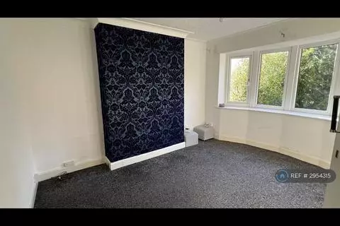 2 bedroom bungalow to rent - View 3