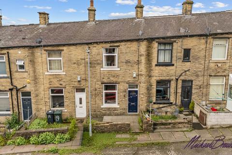 2 bedroom terraced house for sale, Queen Street, Bradford BD6
