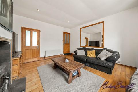 2 bedroom terraced house for sale, Queen Street, Bradford BD6