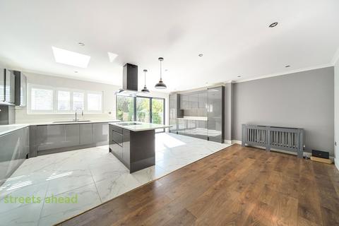 4 bedroom semi-detached house for sale, The Glade, Shirley, CR0