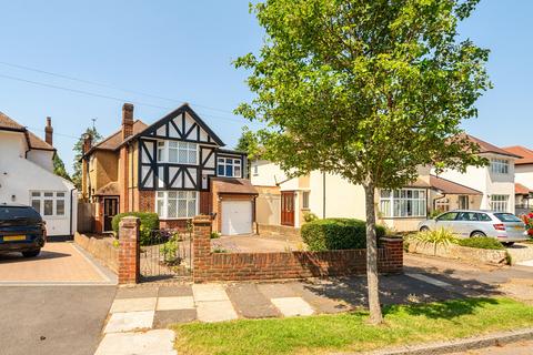 4 bedroom detached house for sale, Park View, Pinner, Middlesex