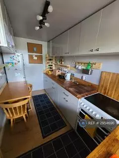 3 bedroom maisonette to rent - View 5