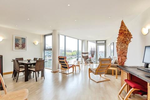 2 bedroom flat for sale, Caledonian Road, Bristol, BS1
