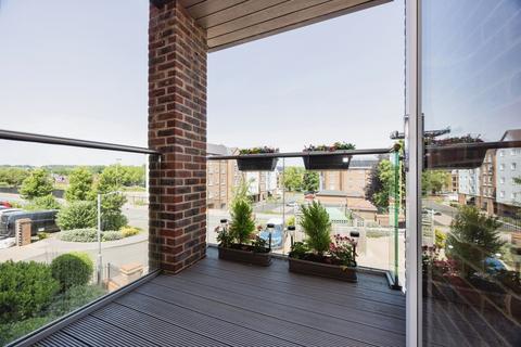 2 bedroom flat for sale, Lower Turk Street, Alton, Hampshire, GU34
