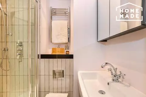 Studio to rent - View 5