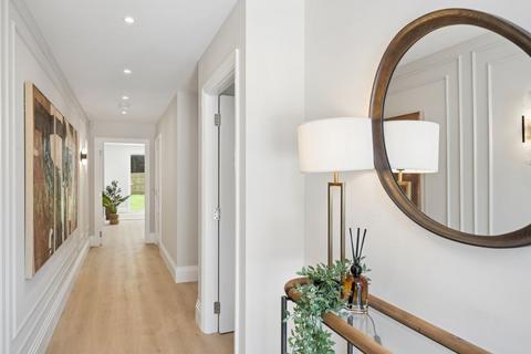4 bedroom townhouse for sale, Amersham Road, Beaconsfield HP9