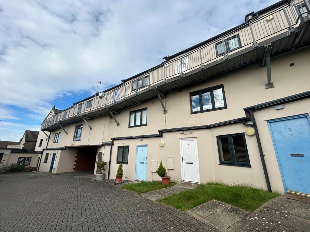 2 bedroom maisonette to rent