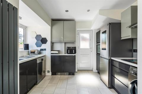 4 bedroom semi-detached house for sale, Westlands Way, Oxted