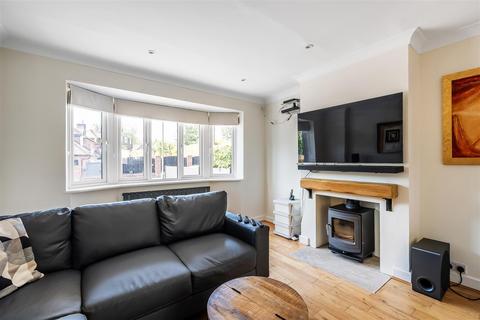 4 bedroom semi-detached house for sale, Westlands Way, Oxted
