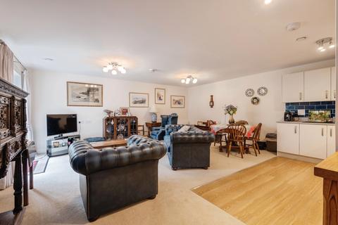 2 bedroom flat for sale, South Street, Taunton, Somerset, TA1