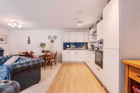 2 bedroom flat for sale, South Street, Taunton, Somerset, TA1