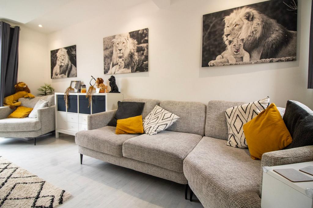 House in Leicester, Thurnby Lodge - View 6