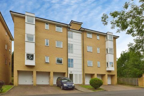 2 bedroom flat for sale, Calvie Croft, Hodge Lea, Buckinghamshire, MK12