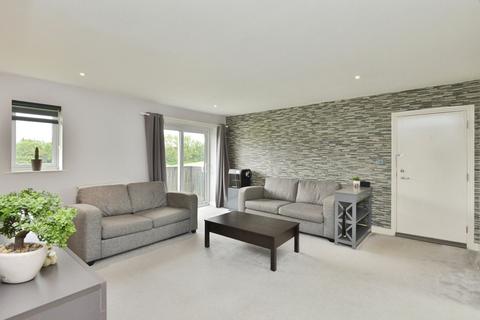 2 bedroom flat for sale, Calvie Croft, Hodge Lea, Buckinghamshire, MK12