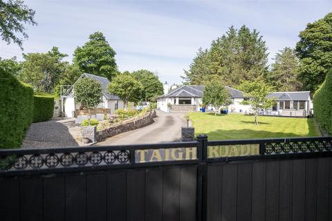 4 bedroom detached bungalow for sale, Mossfield, Invergordon