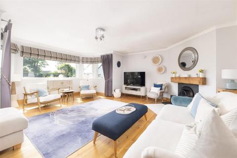 4 bedroom detached bungalow for sale, Mossfield, Invergordon