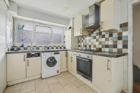 2 bedroom flat for sale, Tanfield Avenue, London, NW2