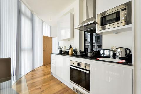 Studio to rent, Seager Place, Deptford, London, SE8