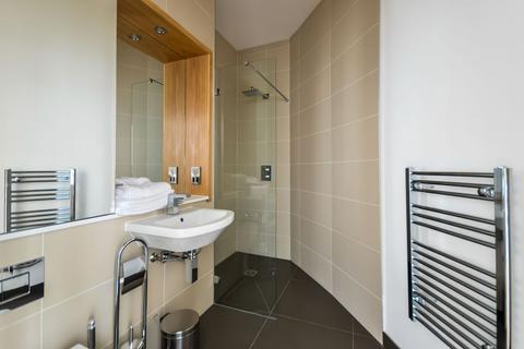 Studio to rent, Seager Place, Deptford, London, SE8