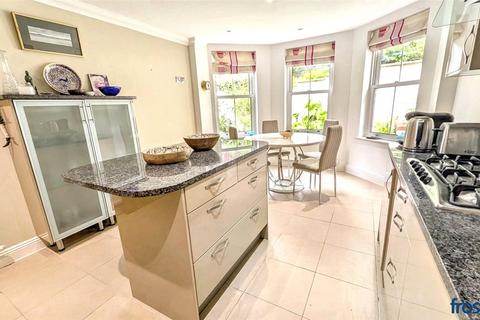 2 bedroom apartment for sale, St Osmunds Road, Parkstone, Poole, Dorset, BH14