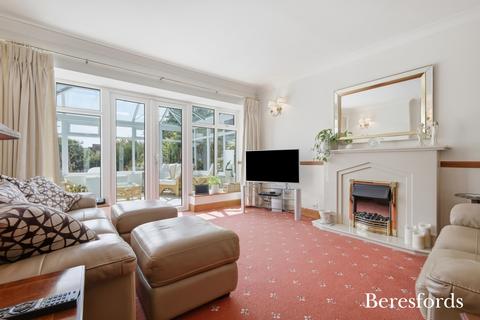 3 bedroom detached house for sale, High Fields, Dunmow, CM6