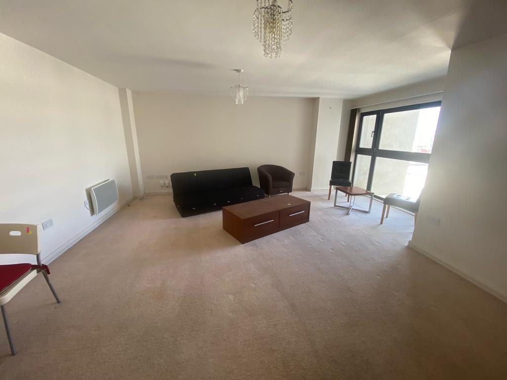 Apartment in Cardiff, Castle - View 2