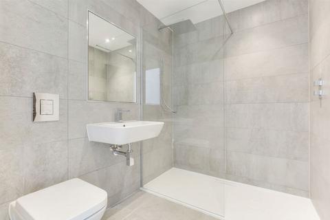 2 bedroom flat to rent, Royal Engineers Way, Burghley House, NW7
