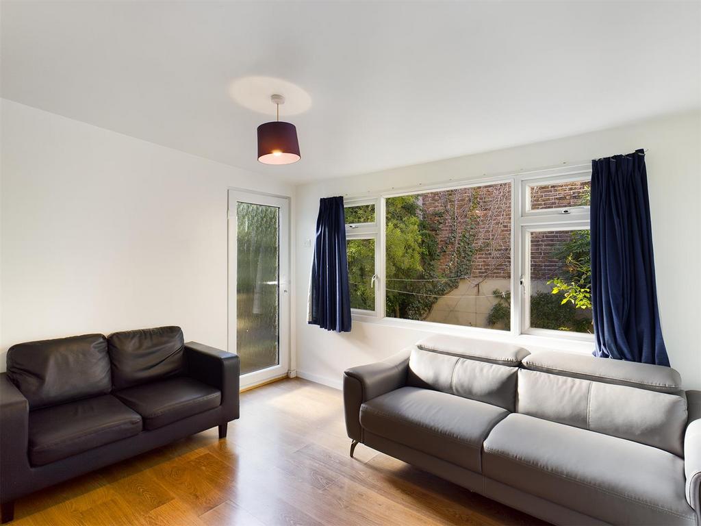 House in Brighton, Queen's Park - View 2