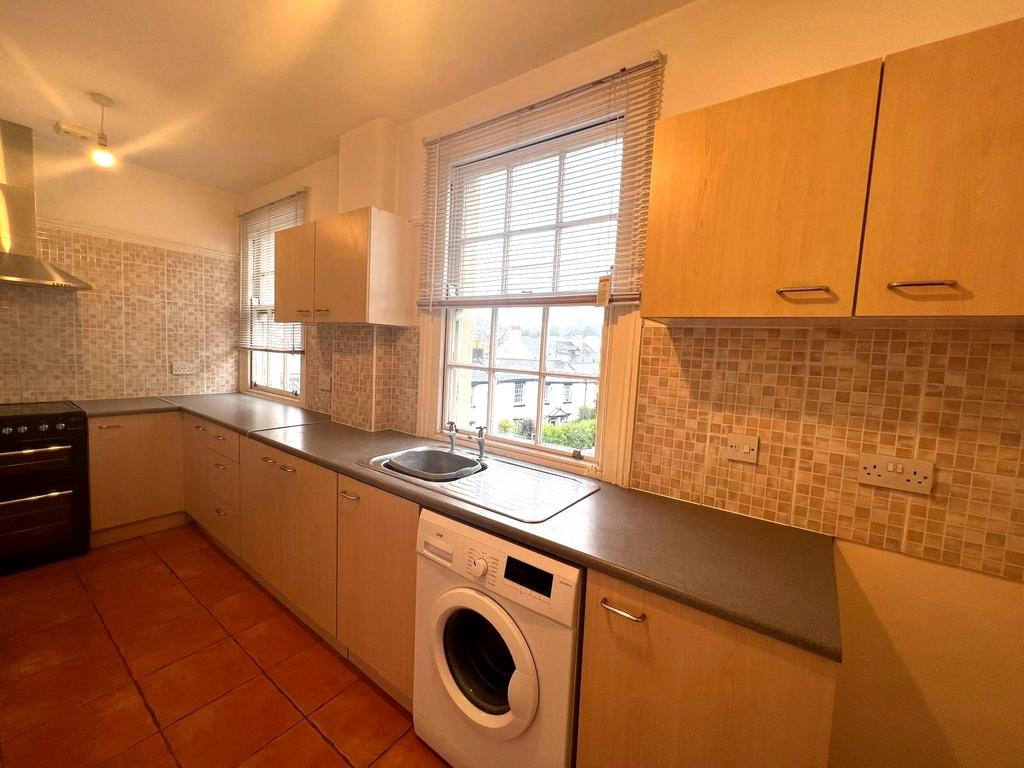 2 bedroom flat to rent