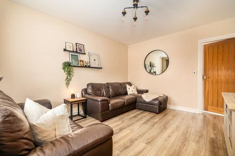 3 bedroom semi-detached house for sale, Wakefield Road, Drighlington
