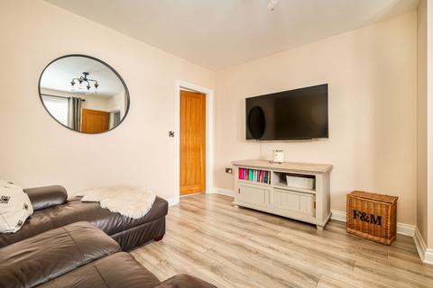 3 bedroom semi-detached house for sale, Wakefield Road, Drighlington
