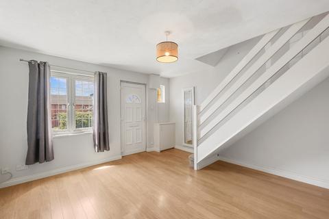 2 bedroom terraced house for sale, Pebmarsh Drive, Wickford, SS12