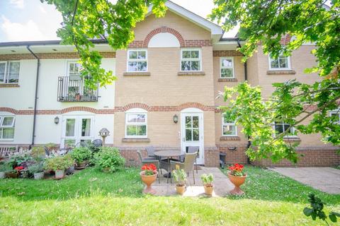 1 bedroom flat for sale, 3 Sycamore House, Woodland Court, Partridge Drive, Downend, Bristol, BS16 2RD