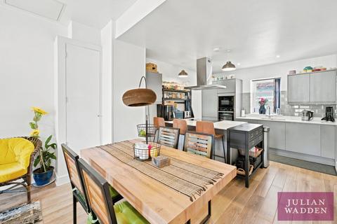 2 bedroom maisonette for sale, Barlow Moor Road, Didsbury, Manchester, M20