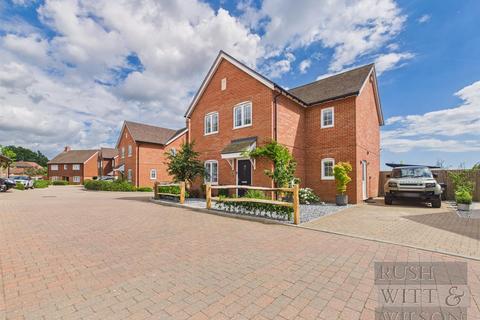 4 bedroom detached house for sale, Nightingale Place, Battle