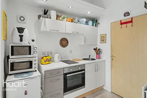 1 bedroom flat for sale, Gage Court, Lincoln