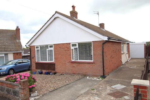 2 bedroom bungalow for sale, Quilters Close, Holland on Sea, CO15
