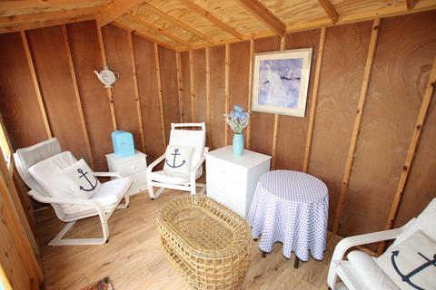 2 bedroom bungalow for sale, Quilters Close, Holland on Sea, CO15