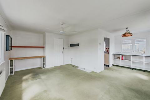 2 bedroom park home for sale, Laburnum Court, Smallfield, Horley