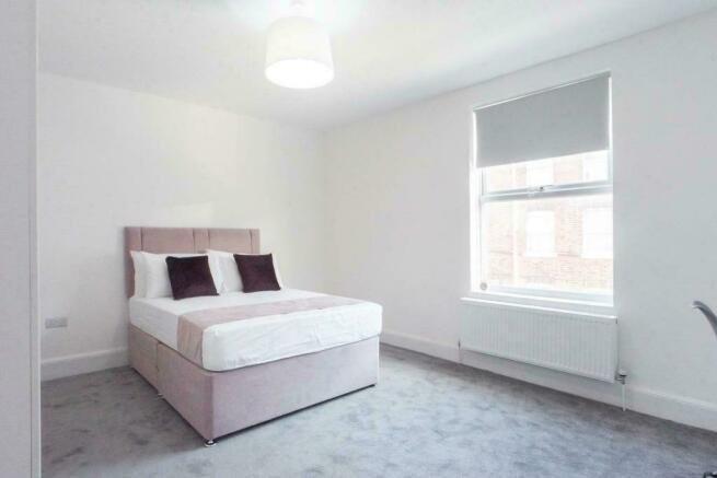 House in Nottingham, Hyson Green - View 3