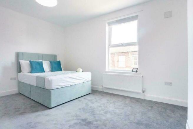 House in Nottingham, Hyson Green - View 4