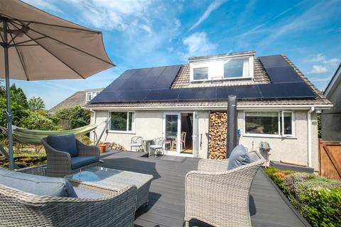 4 bedroom detached house for sale, Barton Close, Saltash PL12