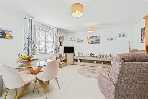2 bedroom apartment for sale, Snowdrop Way, Wootton, Northampton
