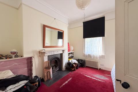 4 bedroom semi-detached house for sale, 2 Belgrave Terrace, Somerset, BA1 5JR
