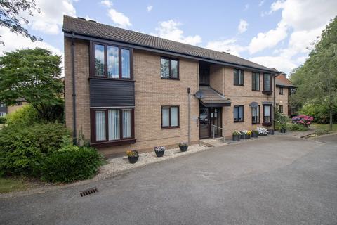 2 bedroom flat for sale, Fern Close, Thurnby, LE7